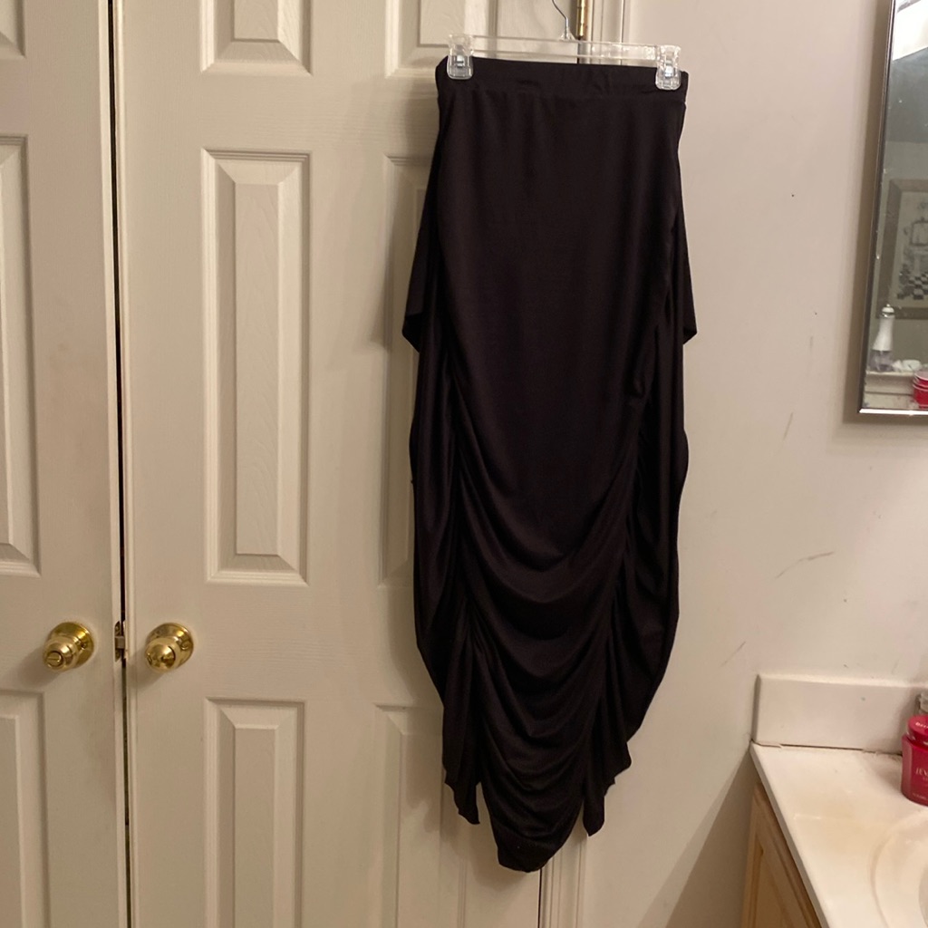 Nice Sexy Dress. Strapless With Ruffles On The Sides.